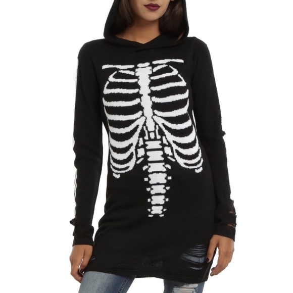Hot Topic Distressed Skeleton Hooded 